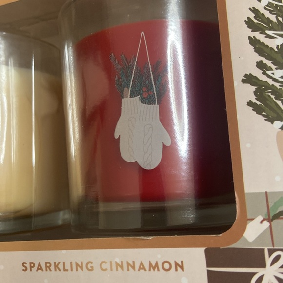 NEW 3 PACK YANKEE CANDLES HOLIDAY SCENTS - Picture 4 of 4